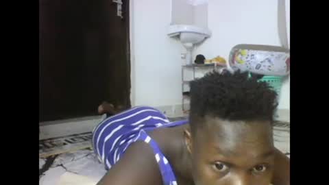 Snapshot of sexqueen02 chatting on February 2025 06:15:02 PM sexqueen02 online show from February 2025 06:15:02 PM