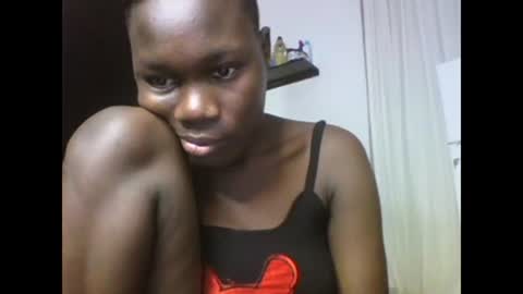 Snapshot of sexqueen02 chatting on February 2025 12:19:02 AM sexqueen02 online show from February 2025 12:19:02 AM