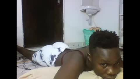 Snapshot of sexqueen02 chatting on February 2025 11:25:02 PM sexqueen02 online show from February 2025 11:25:02 PM