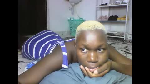 Snapshot of sexqueen02 chatting on March 2025 02:06:02 AM sexqueen02 online show from March 2025 02:06:02 AM