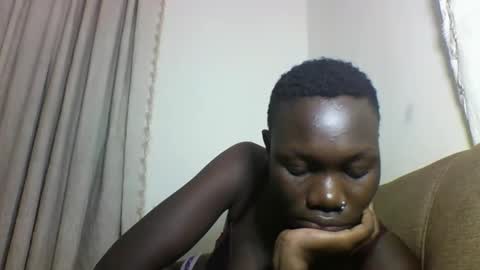 Snapshot of sexqueen02 chatting on October 2025 08:00:02 PM sexqueen02 online show from October 2025 08:00:02 PM