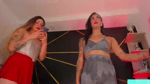 Tifanny Benitez  online show from November 2025 10:34:02 PM