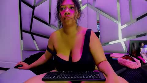 Snapshot of sexxtaty chatting on June 2026 03:17:02 PM Sexxtaty online show from June 2026 03:17:02 PM
