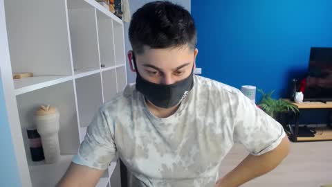 Tommy online show from February 2025 03:16:01 PM