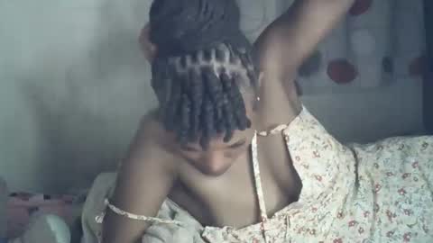 Snapshot of sexxy_curvy23 chatting on February 2026 02:53:01 AM sexxy_curvy23 online show from February 2026 02:53:01 AM