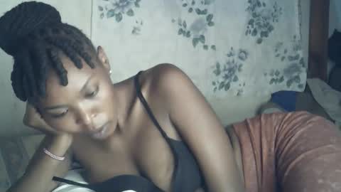 Snapshot of sexxy_curvy23 chatting on February 2026 12:36:02 PM sexxy_curvy23 online show from February 2026 12:36:02 PM