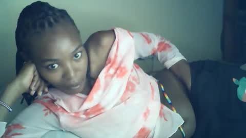 Snapshot of sexxy_curvy23 chatting on June 2026 04:08:01 AM sexxy_curvy23 online show from June 2026 04:08:01 AM