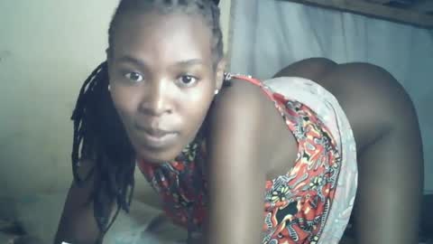 Snapshot of sexxy_curvy23 chatting on June 2026 07:13:02 PM sexxy_curvy23 online show from June 2026 07:13:02 PM