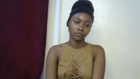 Snapshot of sexxy_divaa chatting on April 2026 08:02:02 AM vicky online show from April 2026 08:02:02 AM