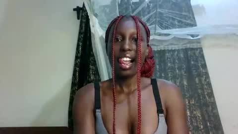 Snapshot of sexxy_melmine chatting on May 2026 05:25:02 AM Dolly online show from May 2026 05:25:02 AM