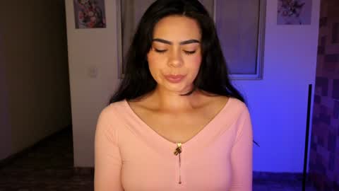  Angie   online show from February 2025 11:09:01 AM