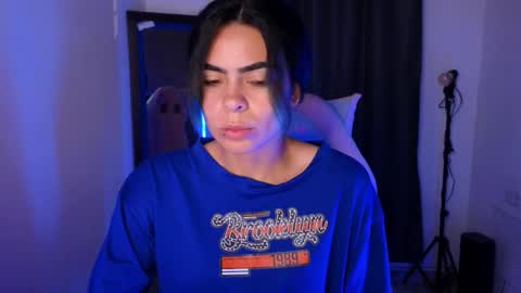  Angie   online show from October 2025 11:16:02 PM