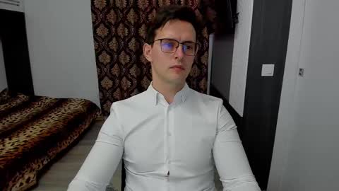 Sexxymuscles4U online show from March 2025 02:26:02 PM