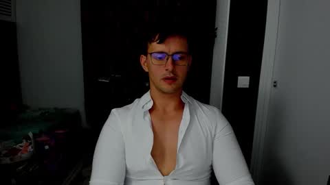 Sexxymuscles4U online show from October 2025 11:51:02 AM