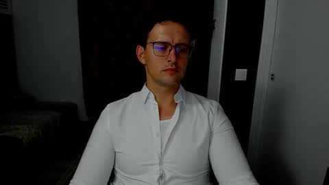 Sexxymuscles4U online show from October 2025 12:50:01 PM