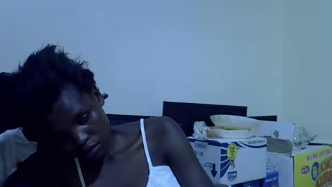 Snapshot of sexy_aliyahh chatting on May 2026 08:17:01 PM sexy_aliyahh online show from May 2026 08:17:01 PM