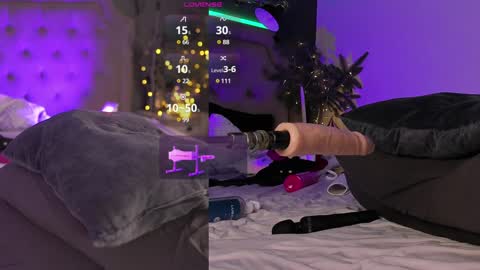 Lina online show from December 2024 11:07:01 AM