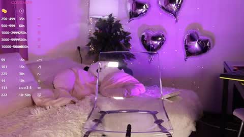 Lina online show from February 2025 11:47:02 PM