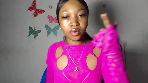 Snapshot of sexy_bluey247 chatting on February 2026 06:48:02 AM sexy_bluey247 online show from February 2026 06:48:02 AM