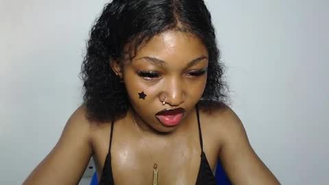 Snapshot of sexy_bluey247 chatting on April 2026 05:32:02 PM sexy_bluey247 online show from April 2026 05:32:02 PM