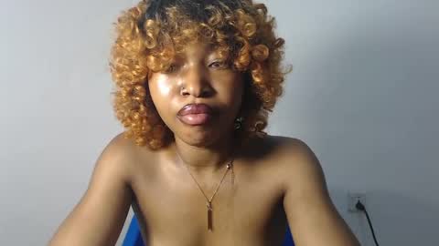 Snapshot of sexy_bluey247 chatting on April 2026 02:28:01 AM sexy_bluey247 online show from April 2026 02:28:01 AM