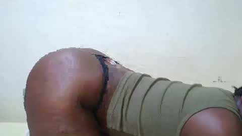 Snapshot of sexy_butt1 chatting on May 2026 10:29:02 PM sexy butt1 online show from May 2026 10:29:02 PM
