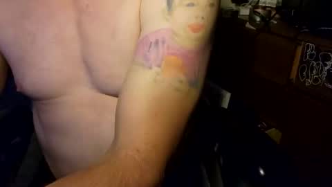 Snapshot of sexy_cayden chatting on May 2026 03:33:02 AM Cayden online show from May 2026 03:33:02 AM