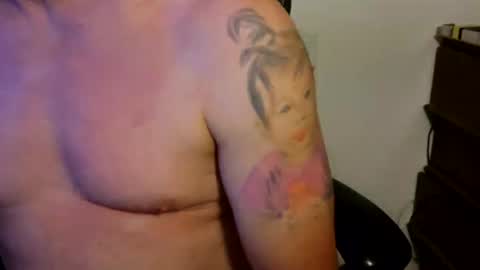 Snapshot of sexy_cayden chatting on June 2026 06:01:01 AM Cayden online show from June 2026 06:01:01 AM