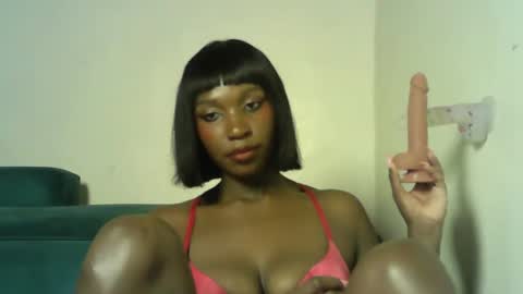 sexy_chocoy05 online show from February 2026 10:42:01 AM