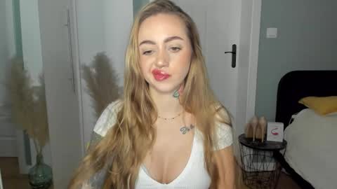 C o r a l i e online show from March 2026 08:14:02 AM