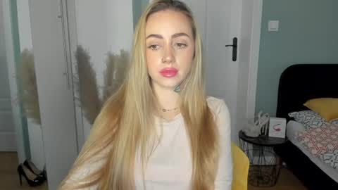 Snapshot of sexy_coralie chatting on July 2026 06:38:02 AM C o r a l i e online show from July 2026 06:38:02 AM