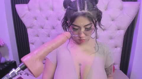  C R I S T A L  online show from March 2026 06:56:01 PM