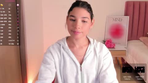 Snapshot of sexy_dreams19 chatting on February 2025 02:56:02 AM My name is Keyty H. Welcome  online show from February 2025 02:56:02 AM