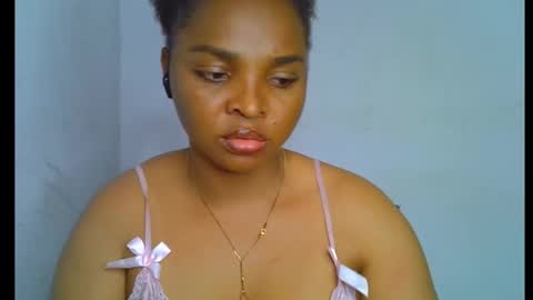 Snapshot of sexy_ebonygirl_ chatting on September 2025 08:12:02 PM Clara online show from September 2025 08:12:02 PM
