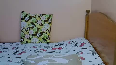 Ellahh online show from February 2026 12:48:02 AM