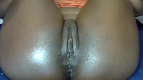 sexy_esther92 online show from March 2026 07:33:01 PM