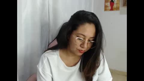 Snapshot of sexy_goddes1 chatting on October 2025 05:52:02 AM layla violeta gomez online show from October 2025 05:52:02 AM