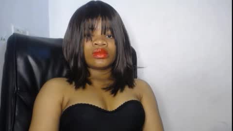 Ella online show from May 2026 07:33:02 PM