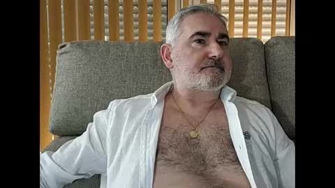 Antonio online show from April 2026 02:36:02 PM