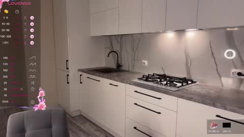 Kate online show from October 2025 10:31:01 PM