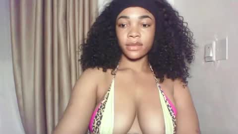 Sexy kitty881 online show from October 2025 08:11:02 PM