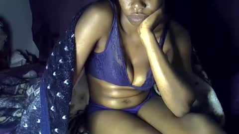 kayla online show from May 2026 12:05:01 AM