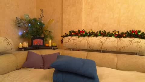 Leslie online show from December 2024 08:52:01 AM