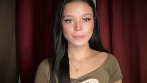 Nicole online show from May 2026 02:41:01 AM
