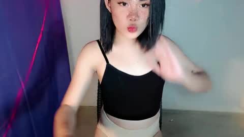 Snapshot of sexy_rc18 chatting on February 2025 08:50:02 PM RC online show from February 2025 08:50:02 PM