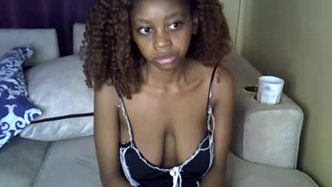 Snapshot of sexy_short chatting on June 2026 08:35:01 AM Janet online show from June 2026 08:35:01 AM