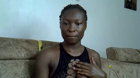 Im Zola online show from April 2026 09:45:01 AM