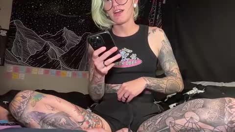 Snapshot of sexyaltftm chatting on May 2026 03:18:01 PM Ollie online show from May 2026 03:18:01 PM