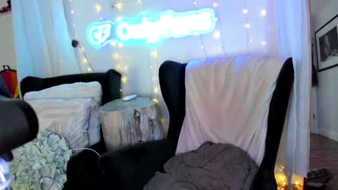 Snapshot of sexyashley_21 chatting on February 2025 06:08:02 AM Ashley Teal online show from February 2025 06:08:02 AM