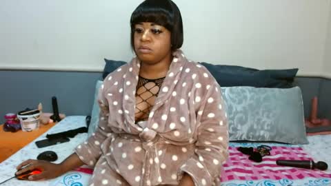 Snapshot of sexyassshaz chatting on June 2026 08:26:02 PM shazz online show from June 2026 08:26:02 PM